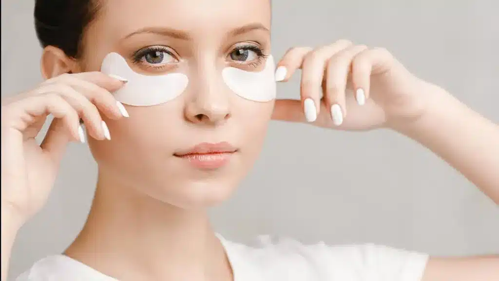 ودعى الهالات السوداء.. وصفات طبيعية تفتح وتحفز نضارة عينيك سهلة ومفعولها قوى