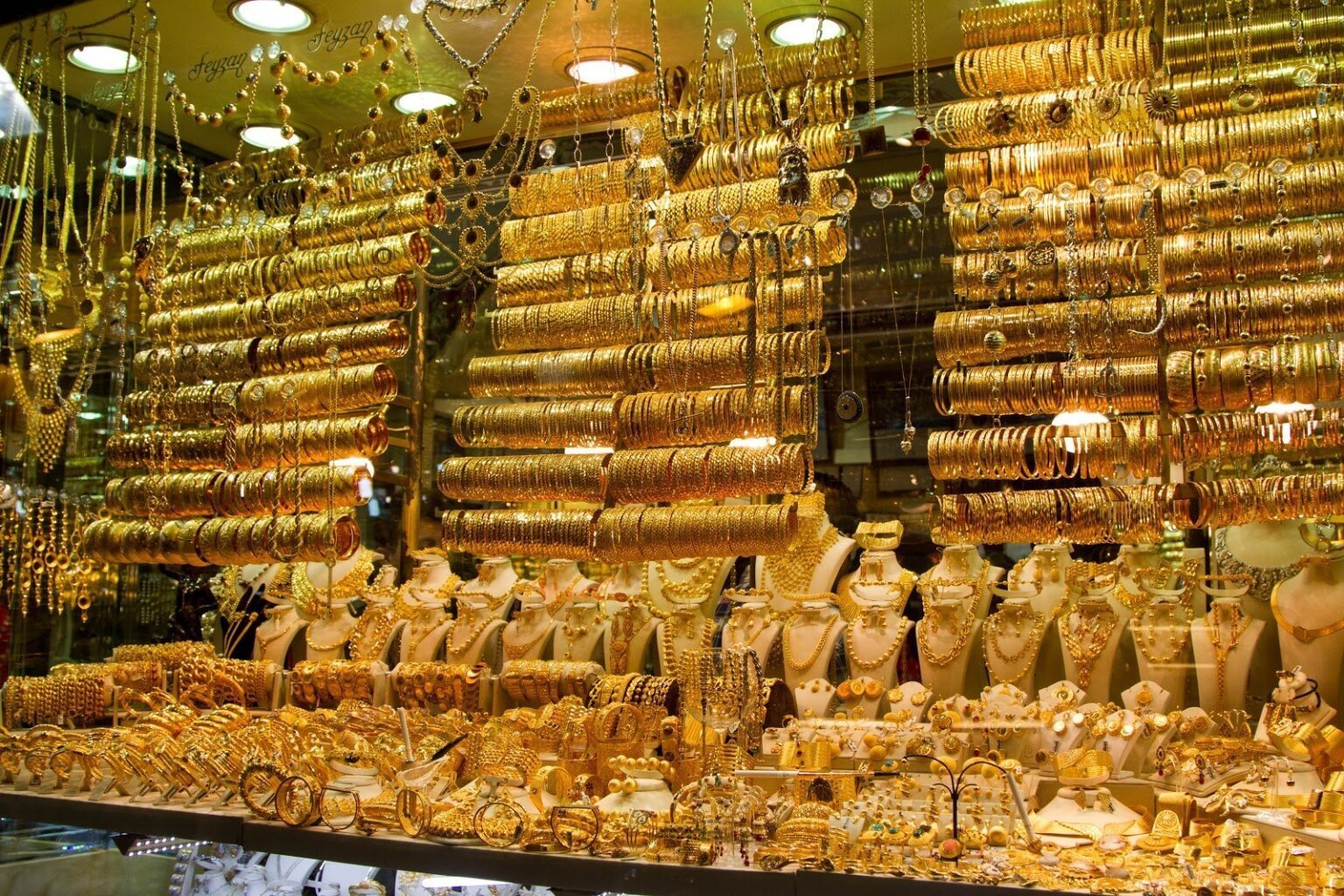 سعر جرام 21.. أسعار الذهب في السعودية اليوم الأربعاء 19 نوفمبر 2025