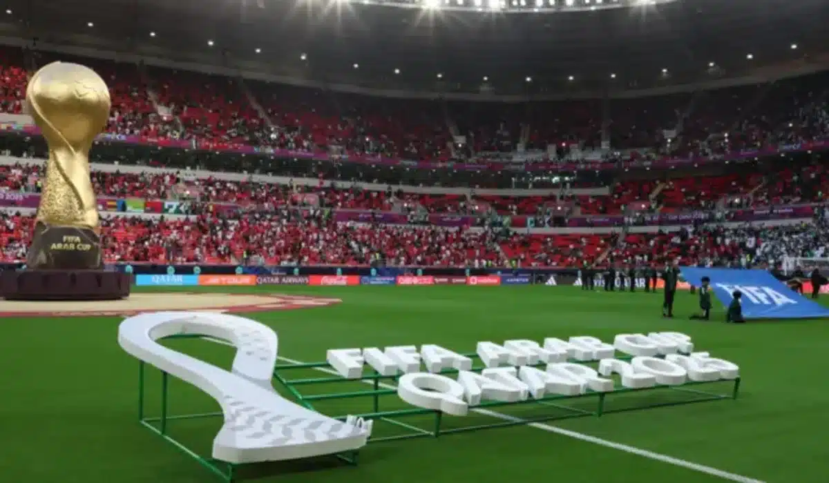 لقاءات نارية.. جدول مباريات اليوم الثلاثاء 2 ديسمبر في كأس العرب 2025 والدوري الإنجليزي والقنوات الناقلة