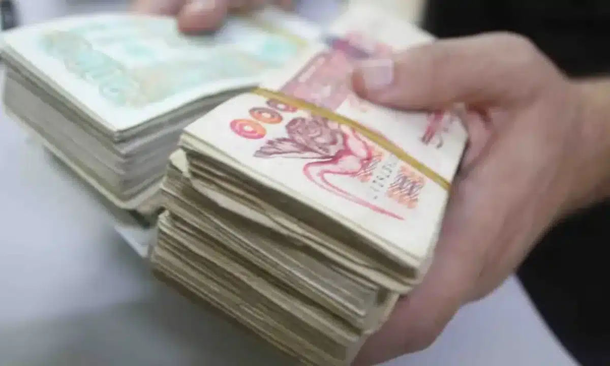 مجلس الوزراء يعلن عن الموعد الرسمي للصرف بعد رفع الحد الأدنى للأجور وزيادة منحة البطالة