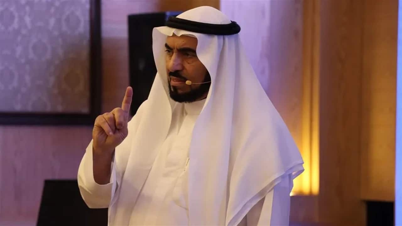 الكويت تسحب الجنسية من الداعية طارق السويدان.. قرار أميري يثير جدلاً واسعًا