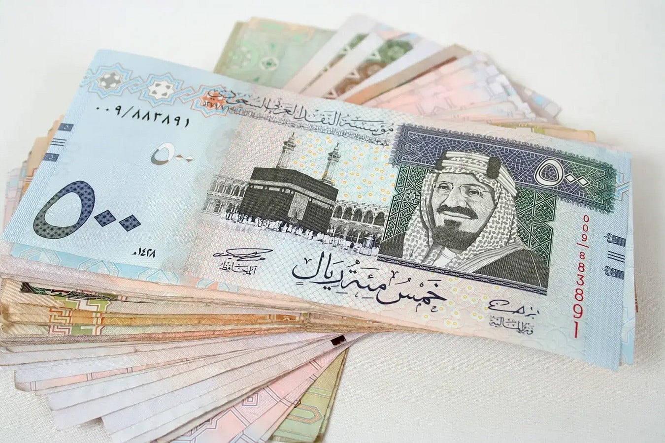 في كل البنوك المصرية.. سعر الريال السعودي مقابل الجنية اليوم 2 ديسمبر 2025
